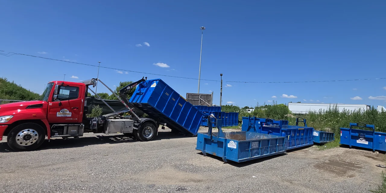 CuBins 20 yard roll-off bin